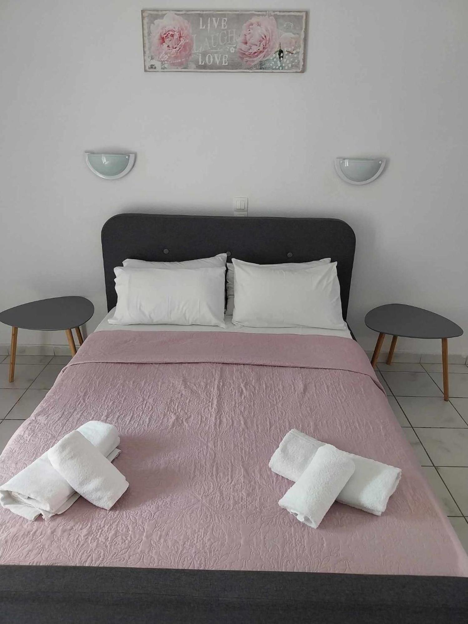 Gorgona Apartments & Studios Ypsos Eksteriør billede